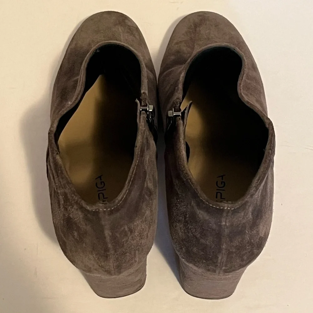 Via Spiga Silvie Block Heel Booties Anthracite Suede
